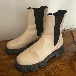 Zara Chelsea Lug‎ Sole Cream and Black Boots